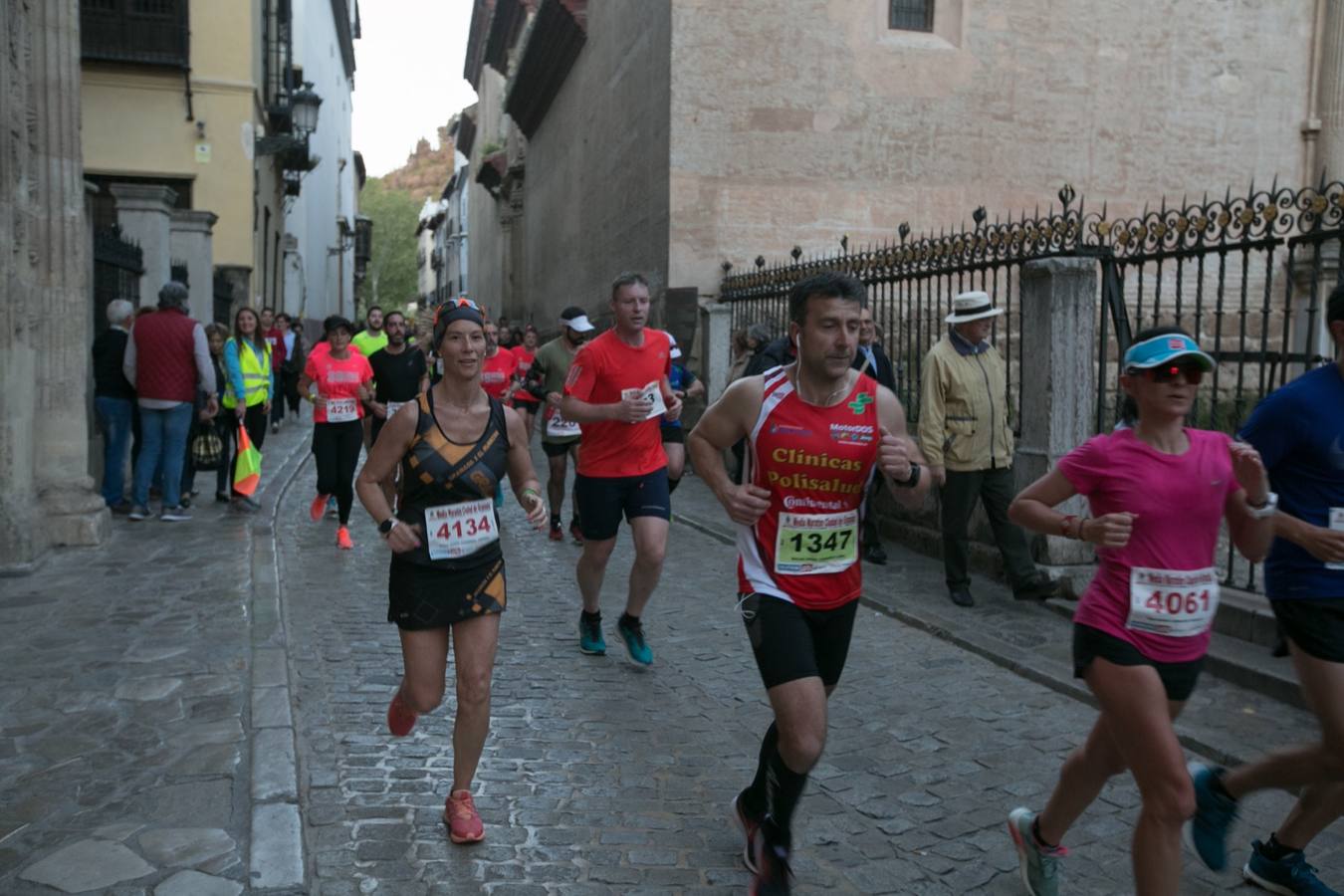 Aquí puedes ver unas maravillosas estampas de la carrera del pasado sábado en Granada