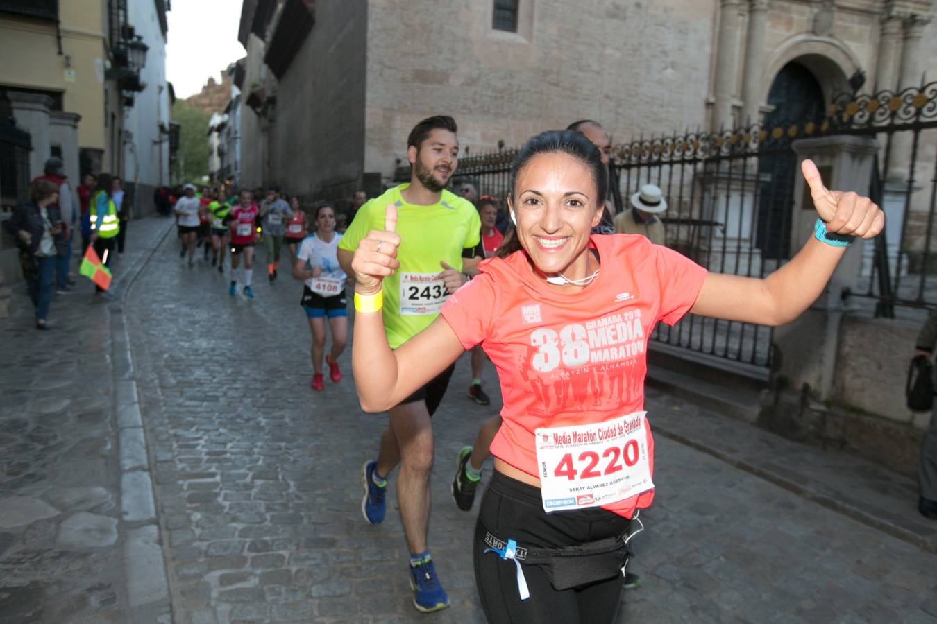 Aquí puedes ver unas maravillosas estampas de la carrera del pasado sábado en Granada