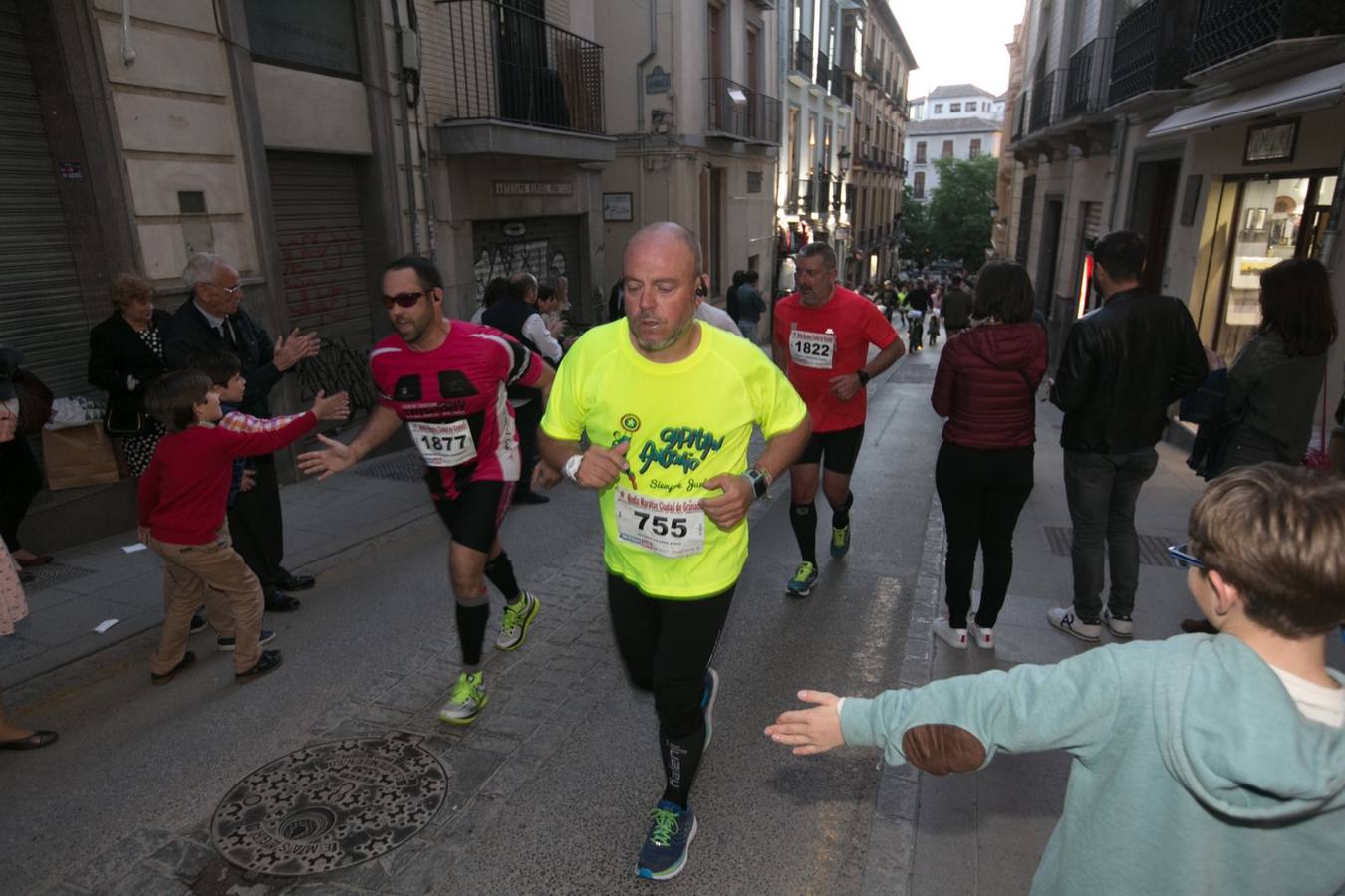 Aquí puedes ver unas maravillosas estampas de la carrera del pasado sábado en Granada