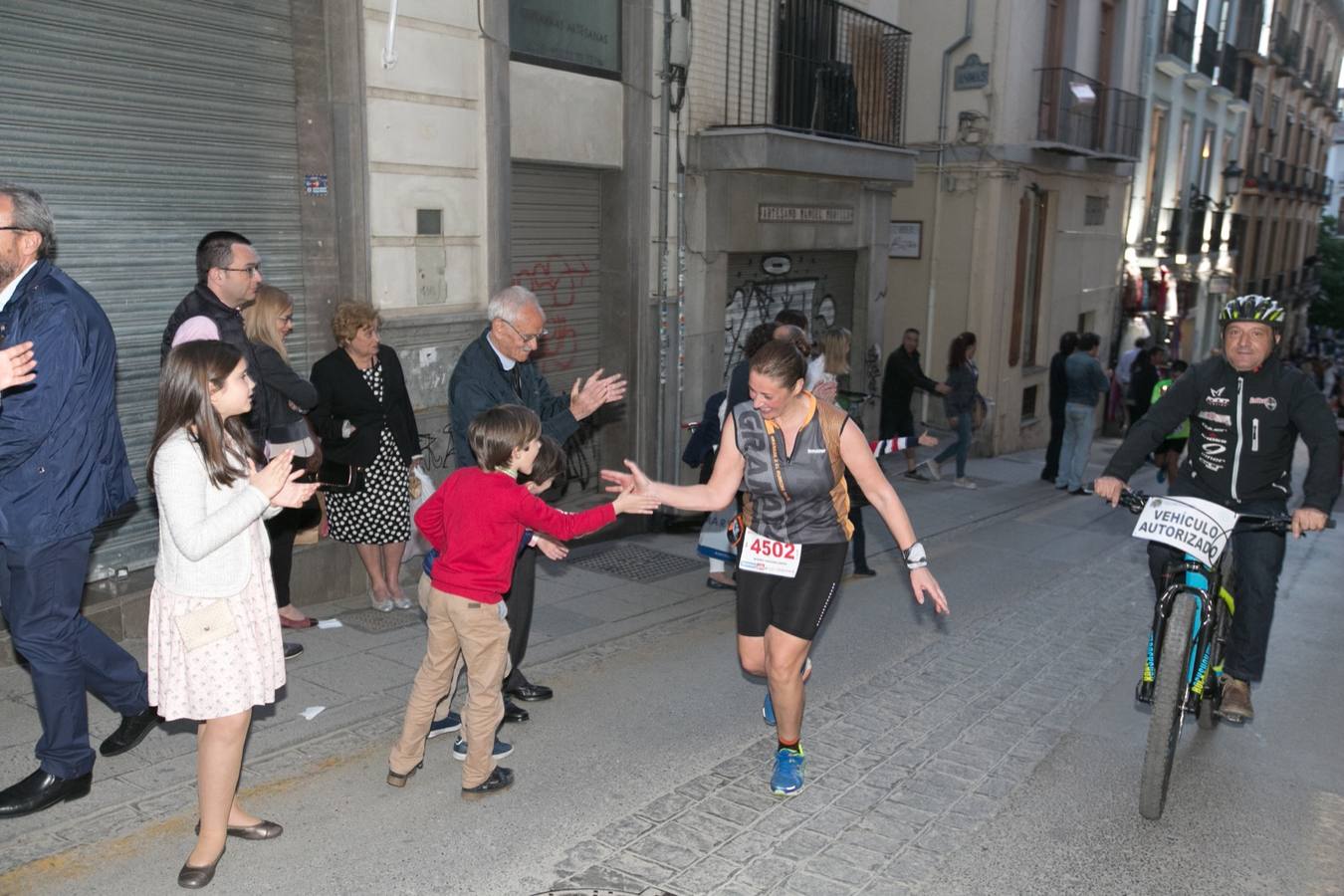 Aquí puedes ver unas maravillosas estampas de la carrera del pasado sábado en Granada