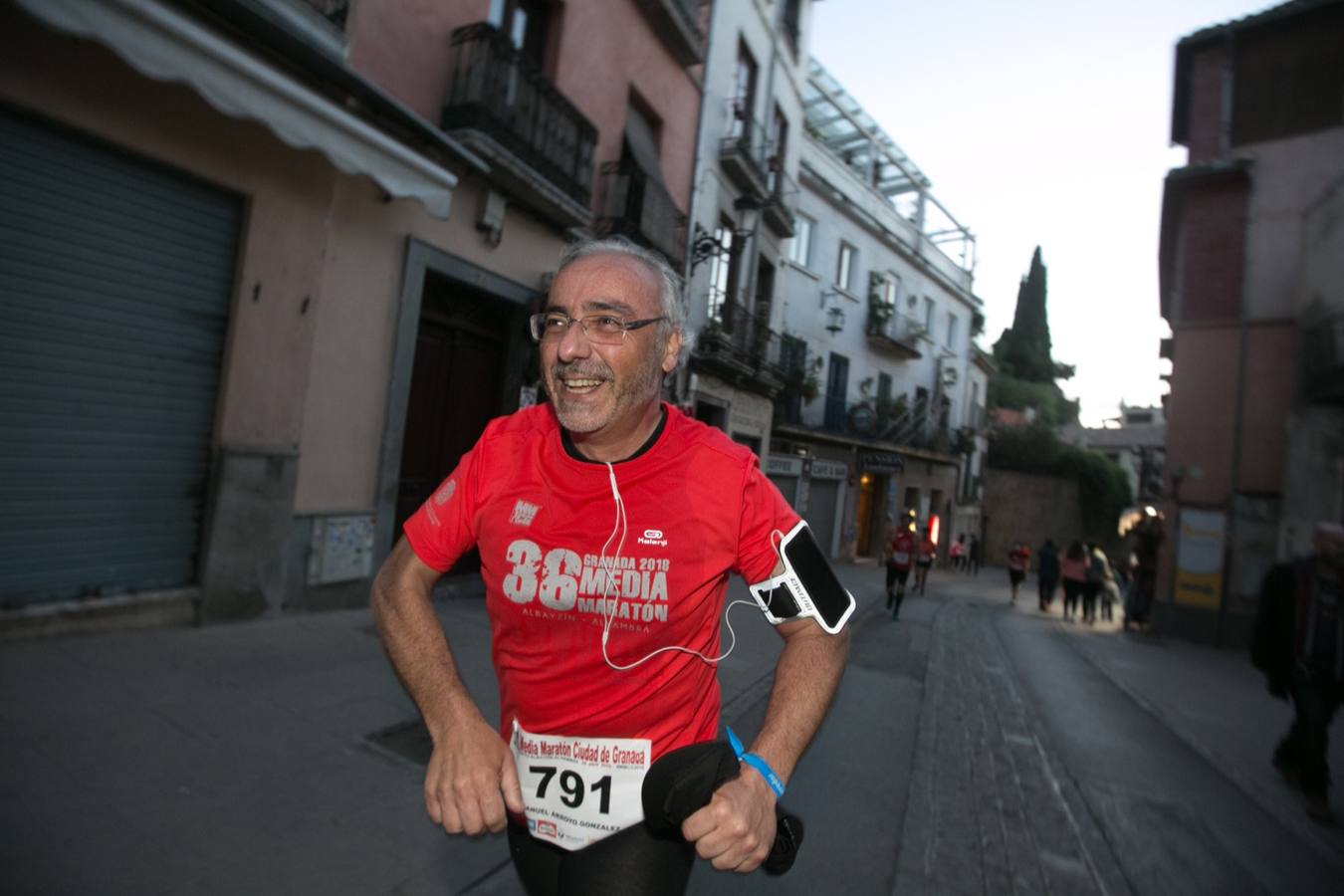 Aquí puedes ver unas maravillosas estampas de la carrera del pasado sábado en Granada