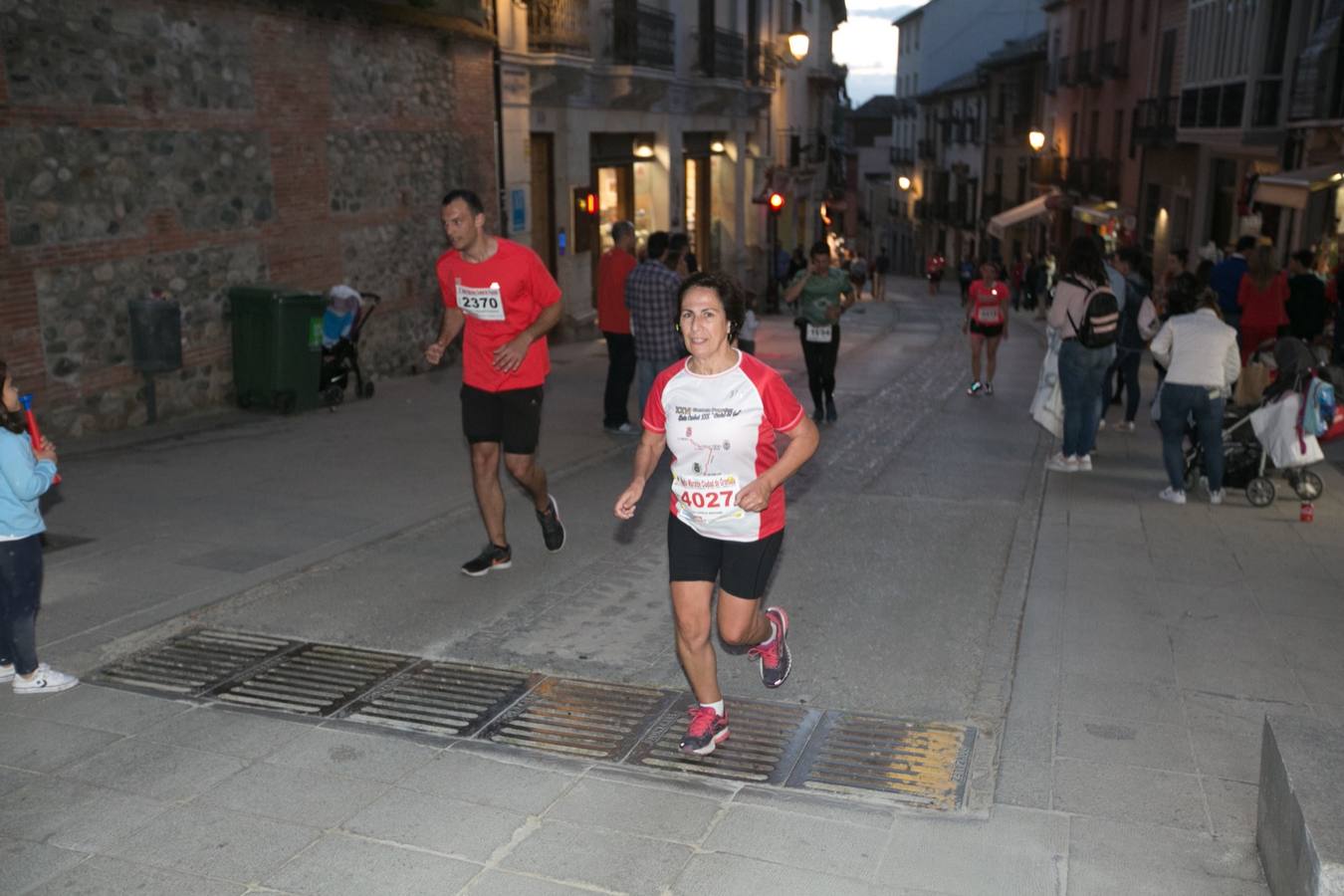 Aquí puedes ver unas maravillosas estampas de la carrera del pasado sábado en Granada