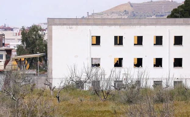 Las obras continúan en el edificio del EVA9 pese a la paralización del Gobierno. 