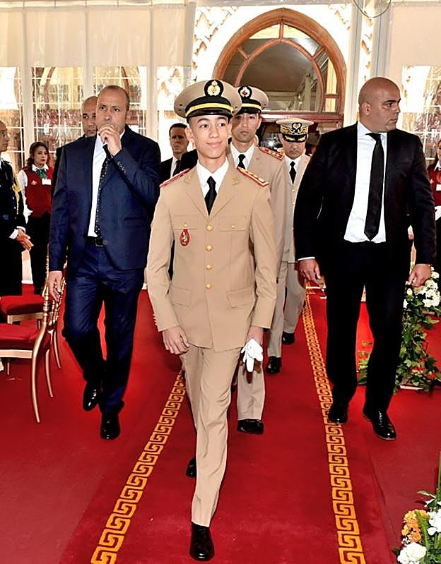 Moulay Hassan acude a numerosos actos en solitario.