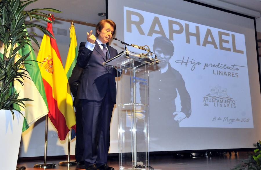 «Si es bonito vivir en Linares, más bonito es volver», ha dicho el artista, quien ha destacado su estrecha relación con la ciudad que lo vio nacer