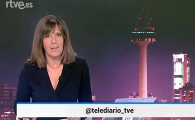 Ana Blanco revoluciona TVE al presentar el Telediario de negro y agita las redes
