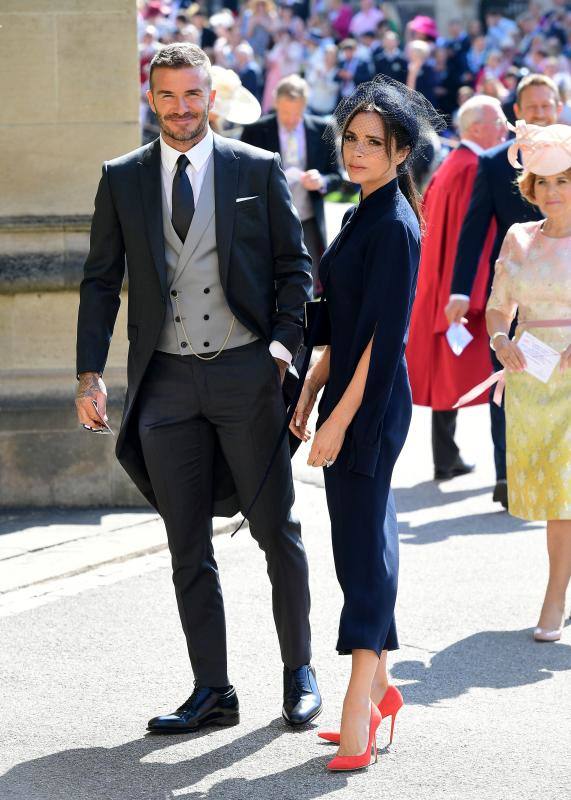 Las redes alaban la elegancia y belleza del exfutbolista en el compromiso del príncipe Harry y Meghan Markle