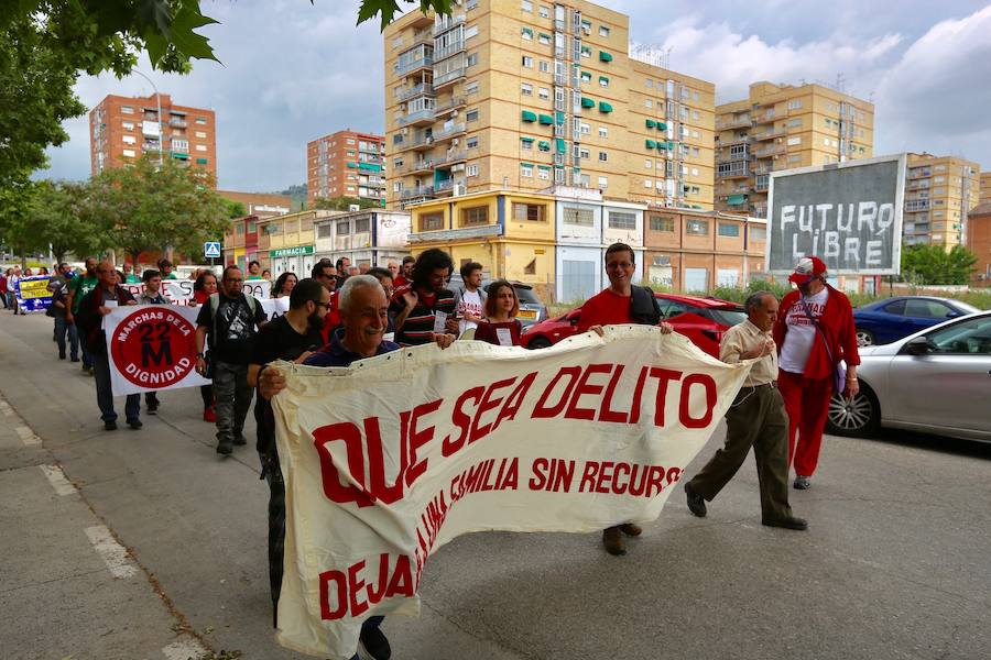 Gran Vía y Reyes Católicos se cortará el tráfico desde las 18.30 horas, desviándose el transporte público por Camino de Ronda