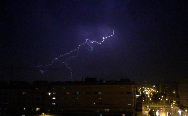 Alerta amarilla de la AEMET en Granada para hoy: serio aviso por tormentas