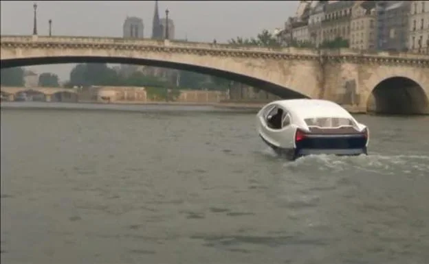 El 'Sea Bubble', un taxi acuático para atravesar París