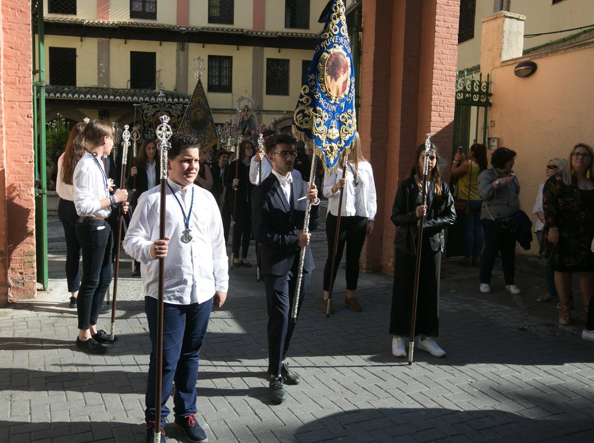 La imagen de la Virgen iba sobre su paso de orfebrería a las órdenes de Dionisio Martínez yde Eduardo Salamanca