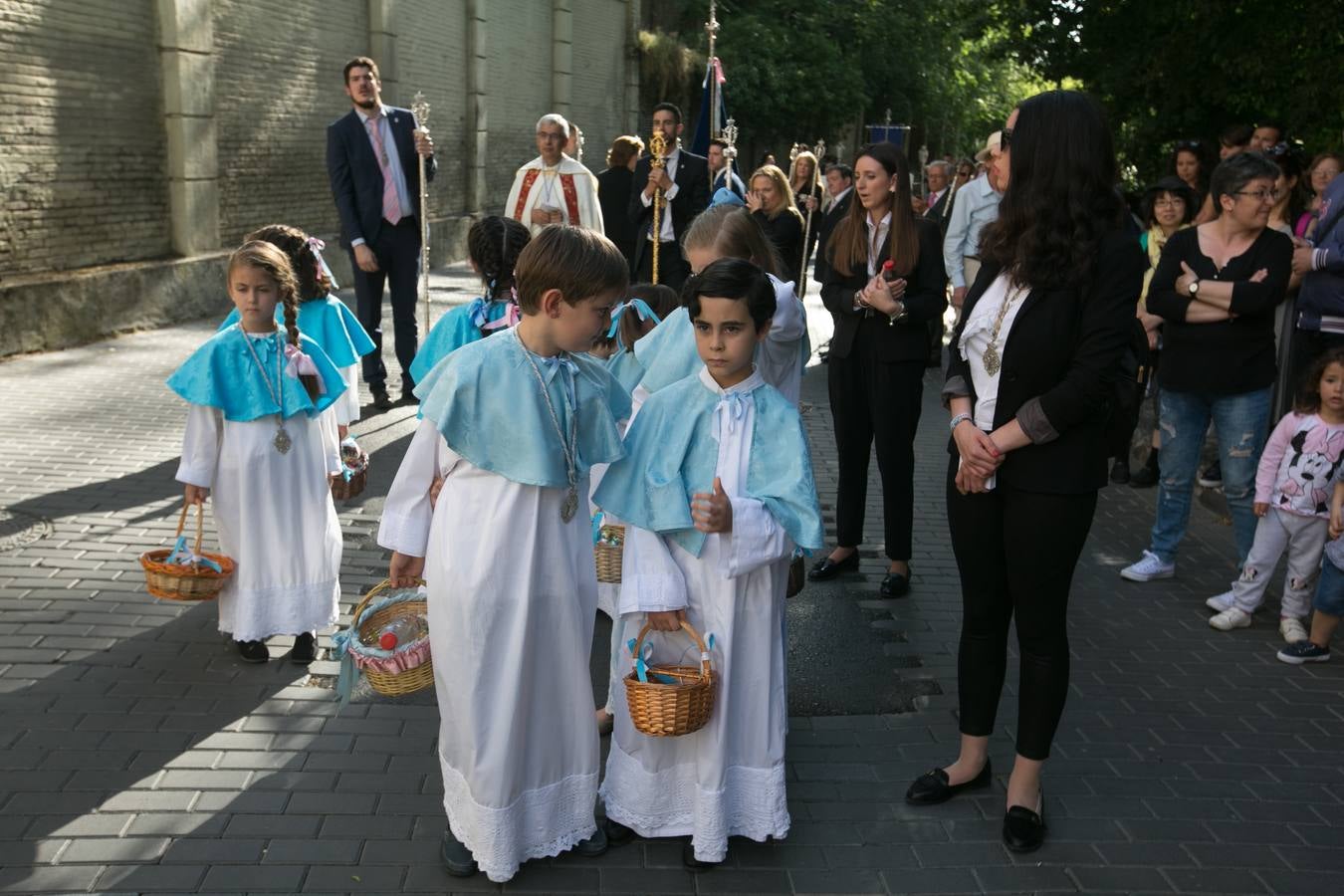 La imagen de la Virgen iba sobre su paso de orfebrería a las órdenes de Dionisio Martínez yde Eduardo Salamanca