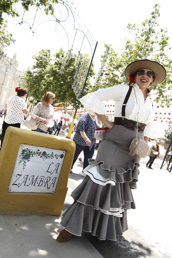 Así se ha vivido la jornada del martes en el Real de la Feria del Corpus de Granada. Para ver todas las imágenes de este Corpus 2018 pulsa este  enlace