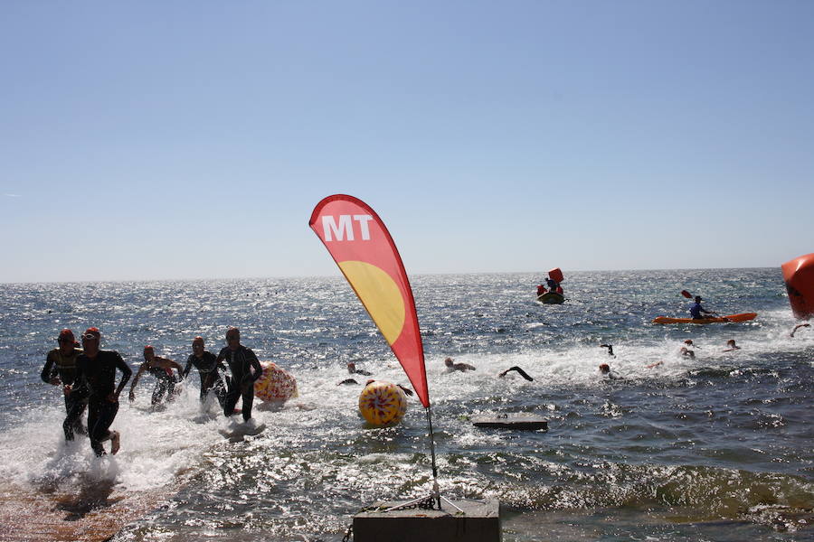 San Juan de los Terreros, sede del Campeonato de España, con más de 1.000 triatletas