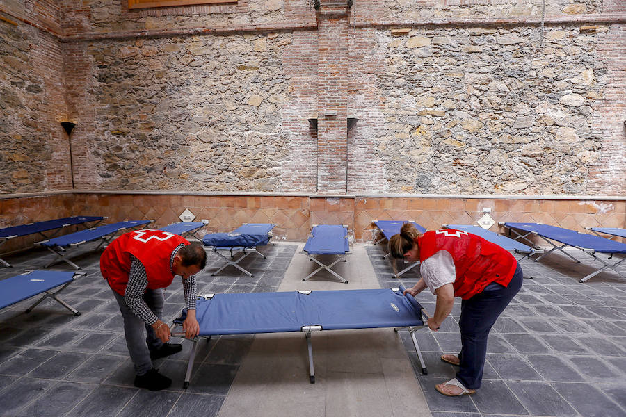 Los subsaharianos están asistidos por Cruz Roja que les ayudará a llegar a los destinos que elijan