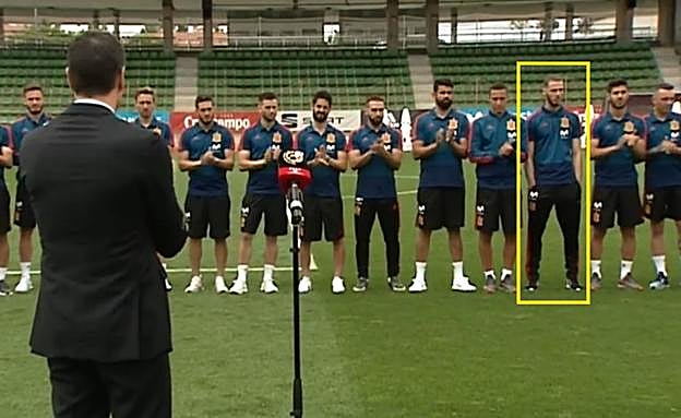 La inesperada razón por la que De Gea no aplaudió a Pedro Sánchez