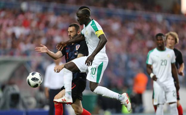 Mané, del Liverpool, es la estrella de Senegal. 