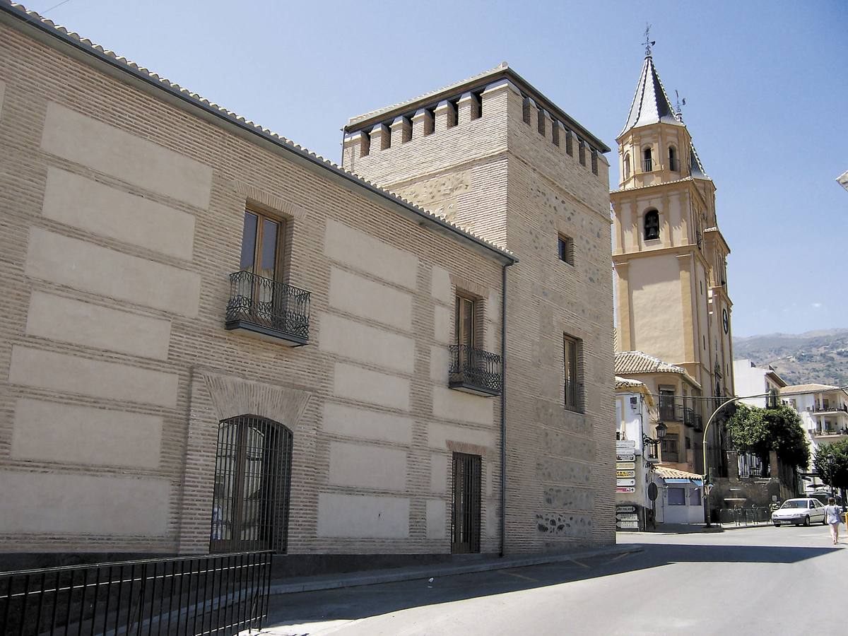 Órgiva: Población: 5.570 | Ganó las últimas elecciones: PSOE(6 concejales) | Partido que gobierna: PSOE | Mayoría absoluta: No