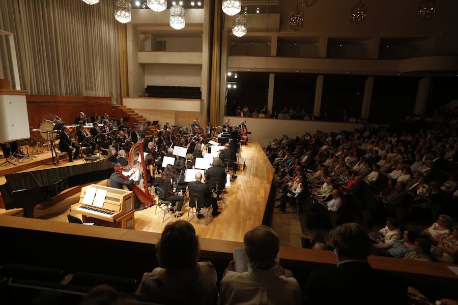 El concierto del 40 aniversario del Centro Falla, que se repite hoy, un rotundo éxito
