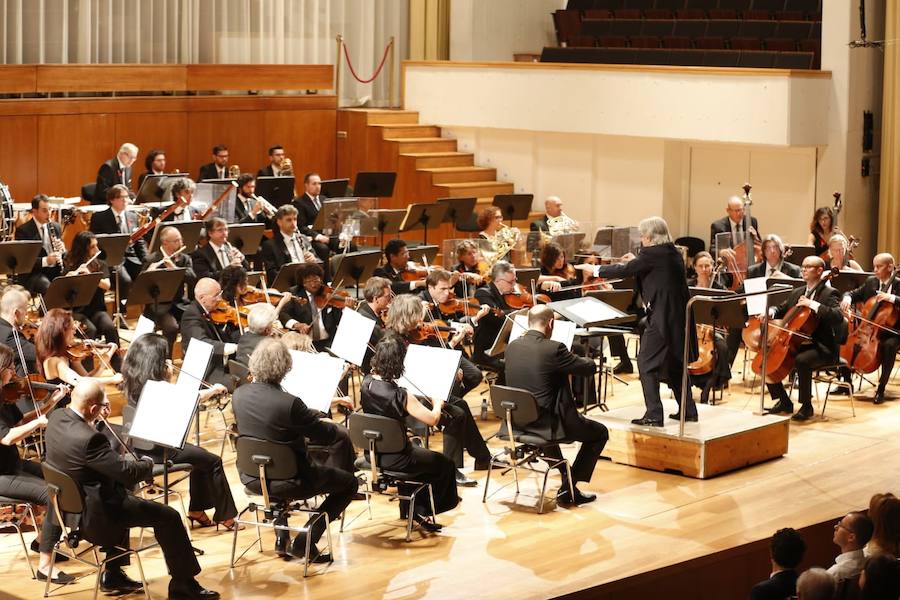 El concierto del 40 aniversario del Centro Falla, que se repite hoy, un rotundo éxito
