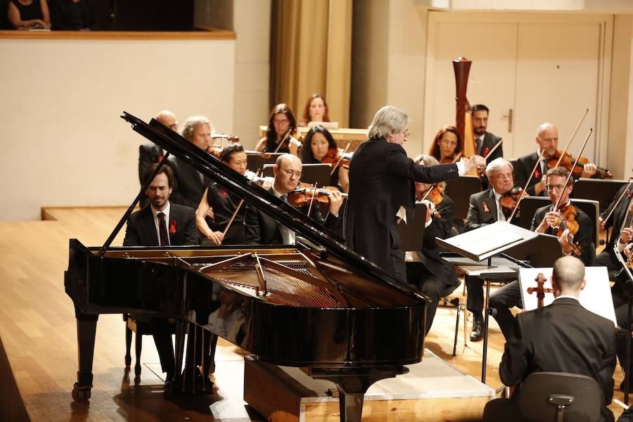 El concierto del 40 aniversario del Centro Falla, que se repite hoy, un rotundo éxito