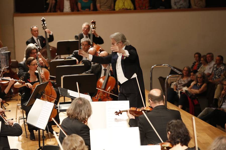 El concierto del 40 aniversario del Centro Falla, que se repite hoy, un rotundo éxito