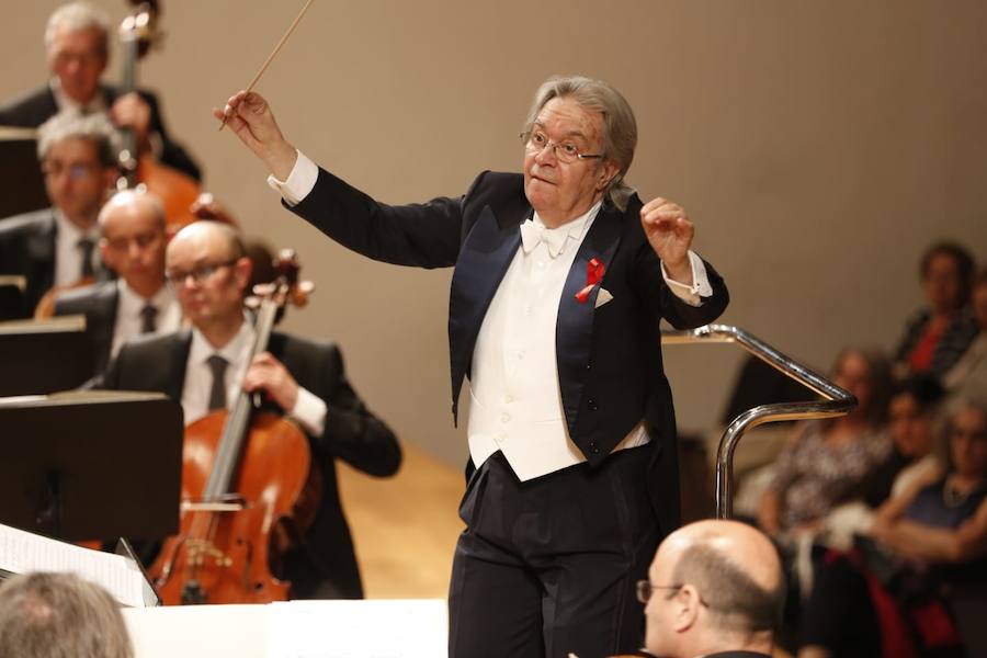 El concierto del 40 aniversario del Centro Falla, que se repite hoy, un rotundo éxito