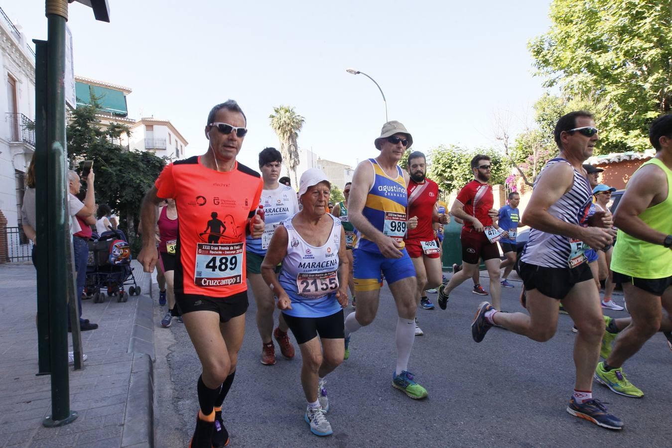 Manuel Santiago y Claudia Estévez se sobreponen al calor en Dúrcal