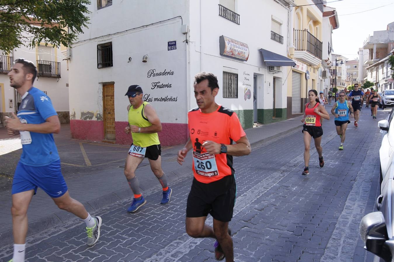 Manuel Santiago y Claudia Estévez se sobreponen al calor en Dúrcal