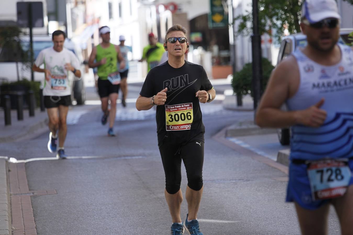 Manuel Santiago y Claudia Estévez se sobreponen al calor en Dúrcal