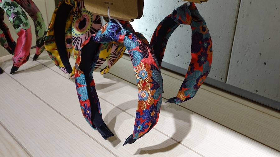 Es perfecto para lucirlo con tu look más playero y combatir el calor