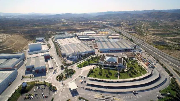 Parque industrial del Grupo Cosentino en Cantoria, en el Valle del Almanzora (Almería).