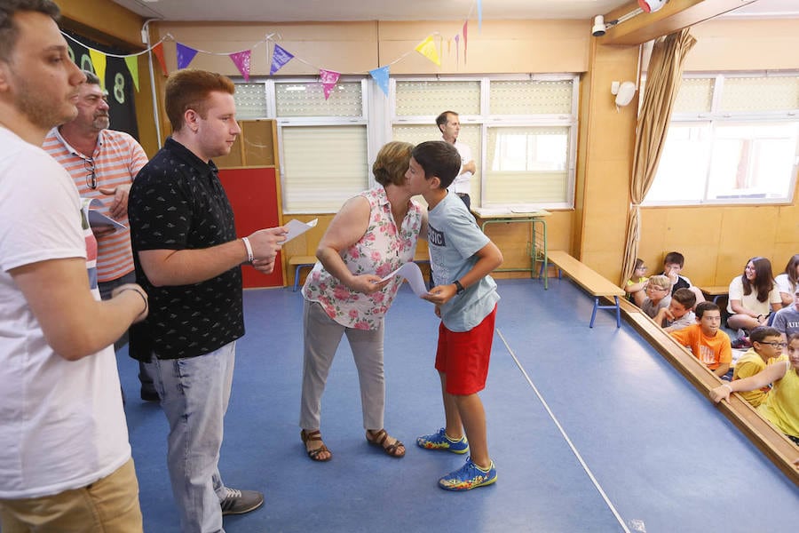 Los alumnos del CEIP Francisco Mejías han sido los últimos en recoger su diploma del curso de mediadores para la convivencia que imparten el Ayuntamiento y la asociación Phoenix