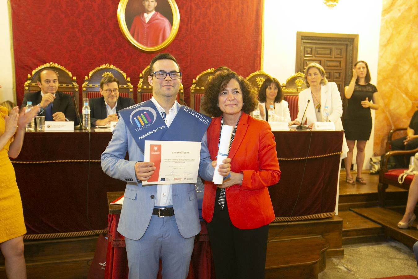 La Facultad de Derecho acoge el acto de graduación del primer diploma de inclusión social y laboral de estas características en la Universidad granadina