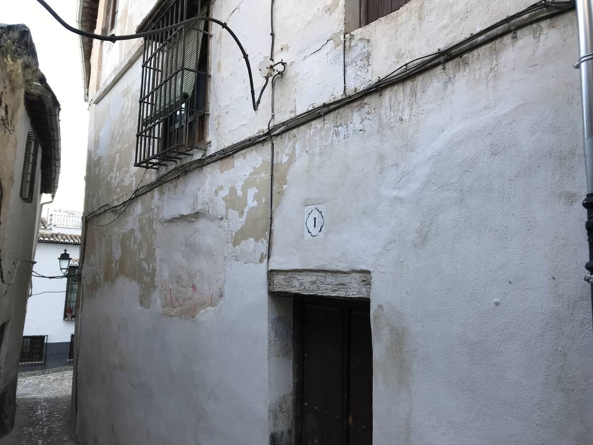 Otra de las incorporaciones a este listado de ruinas de Granada: el número 1 de la calle Babole.