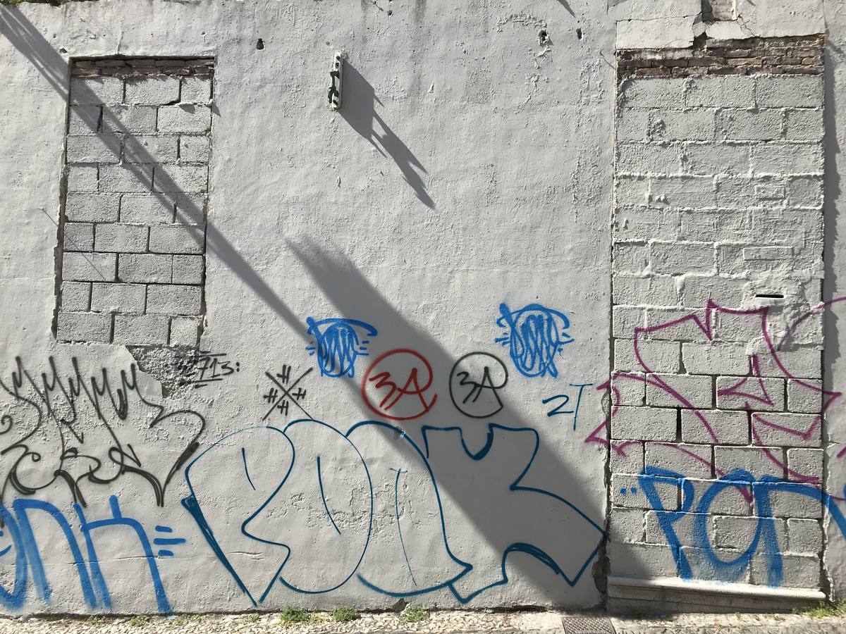 El número 1 de Veredillas de San Agustín está declarado ruina física inminente.