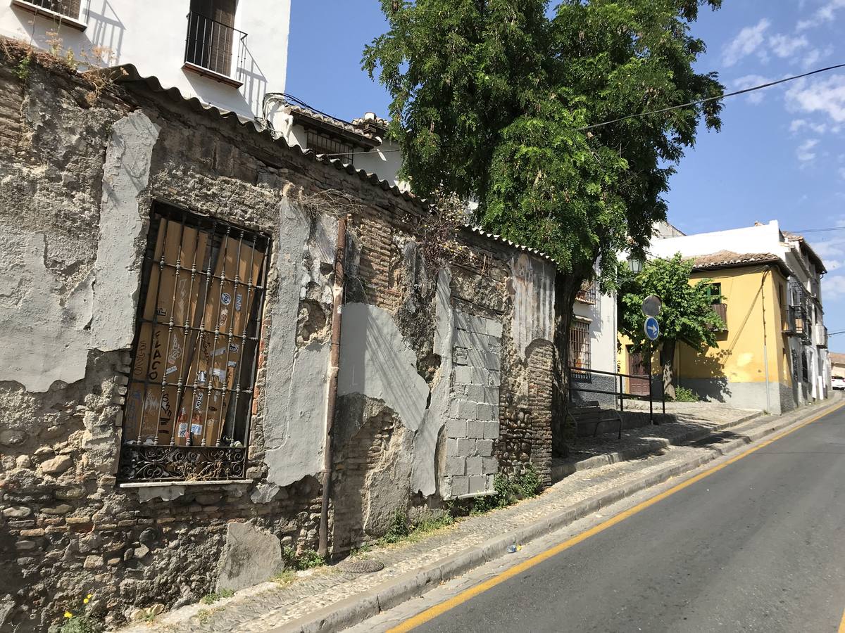 El número 1 de Veredillas de San Agustín está declarado ruina física inminente.