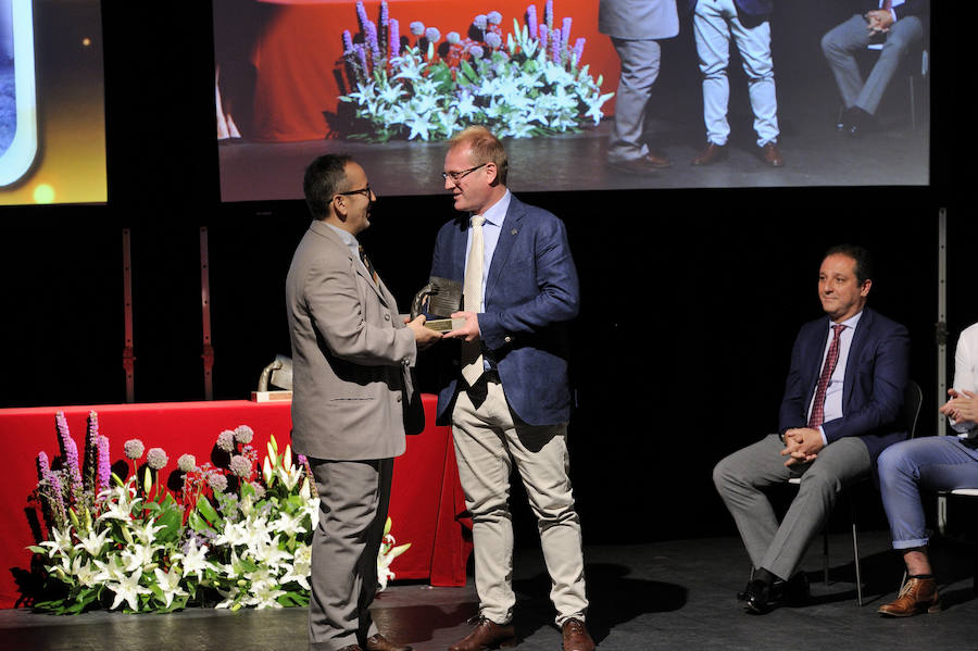 En la entrega de los IDEALES hubo emoción, risas y en los discursos también hubo cabida para las reivindicaciones