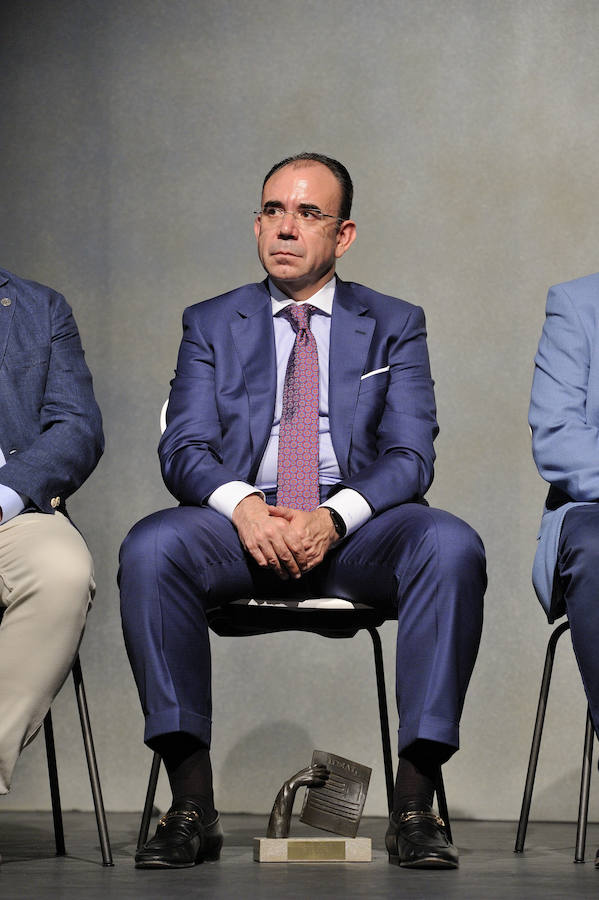 En la entrega de los IDEALES hubo emoción, risas y en los discursos también hubo cabida para las reivindicaciones