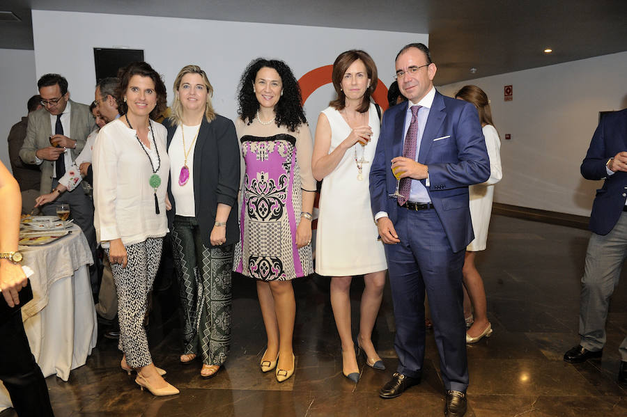 En la entrega de los IDEALES hubo emoción, risas y en los discursos también hubo cabida para las reivindicaciones