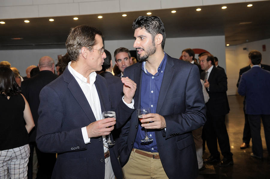 En la entrega de los IDEALES hubo emoción, risas y en los discursos también hubo cabida para las reivindicaciones