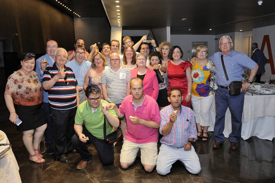 En la entrega de los IDEALES hubo emoción, risas y en los discursos también hubo cabida para las reivindicaciones