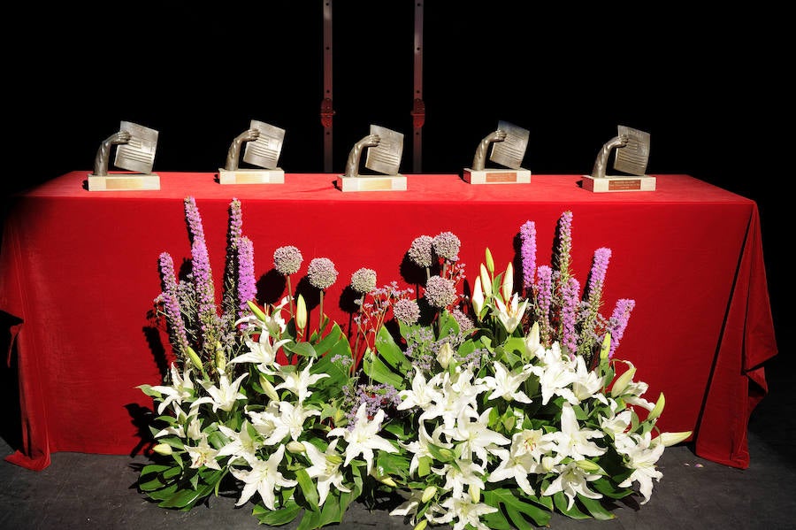 En la entrega de los IDEALES hubo emoción, risas y en los discursos también hubo cabida para las reivindicaciones