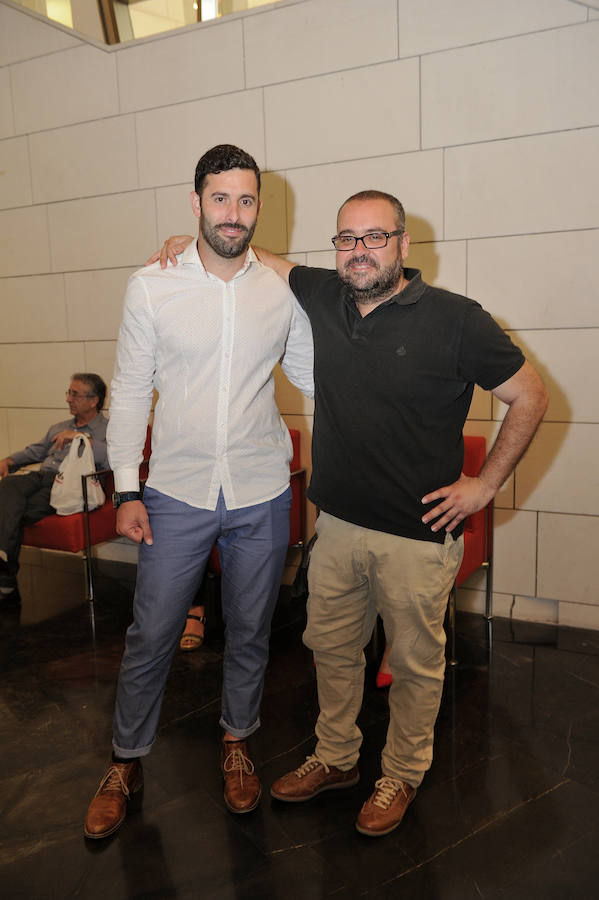 En la entrega de los IDEALES hubo emoción, risas y en los discursos también hubo cabida para las reivindicaciones