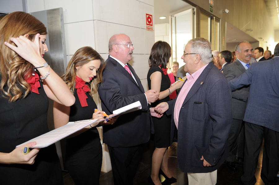 En la entrega de los IDEALES hubo emoción, risas y en los discursos también hubo cabida para las reivindicaciones