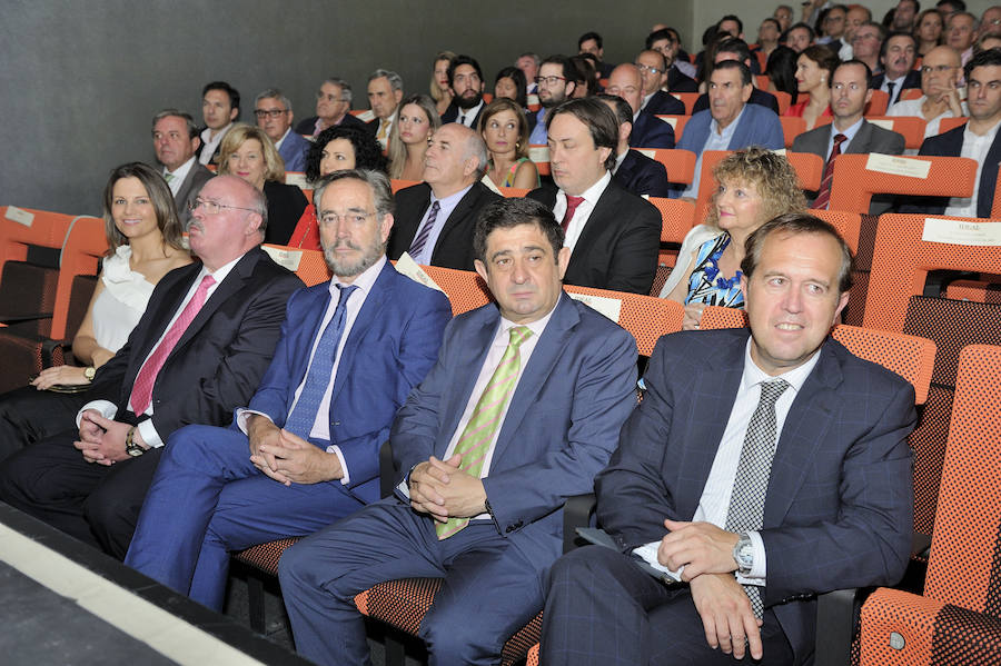 En la entrega de los IDEALES hubo emoción, risas y en los discursos también hubo cabida para las reivindicaciones