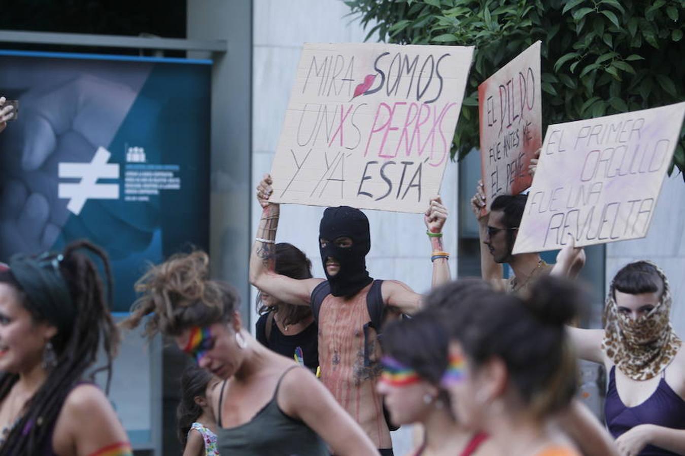 La marcha por el Orgullo LGTBIQ+ recorre las calles de la ciudad