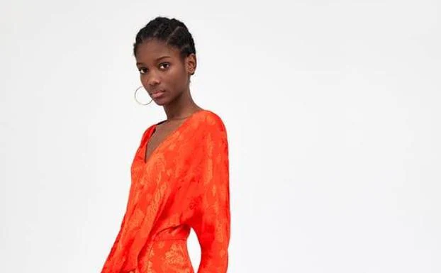 Clip mariposa Andes hombro 7 vestidos que ya puedes comprar en las rebajas de Zara por menos de 20  euros | Ideal