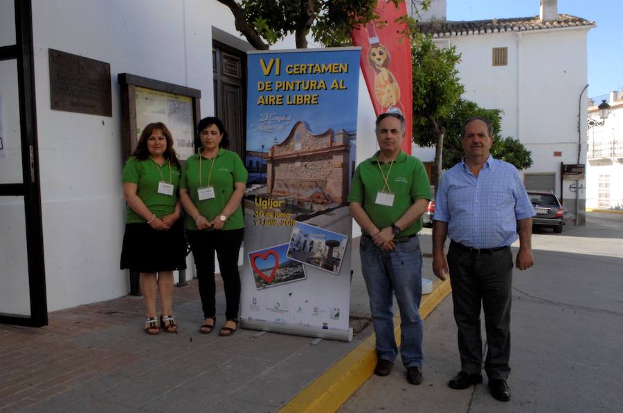 La Asociación Cultural La Casa de la Alpujarra, compuesta por medio millar de personas, se ha encargado de la organización