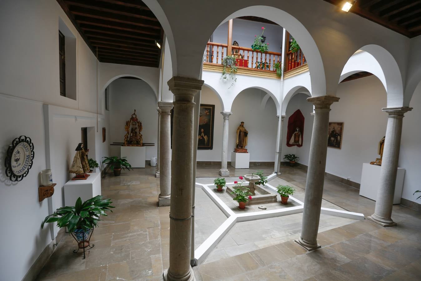 El área de Turismo impulsa un proyecto para abrir tres monasterios que habían permanecido cerrados con el apoyo de varias empresas del sector